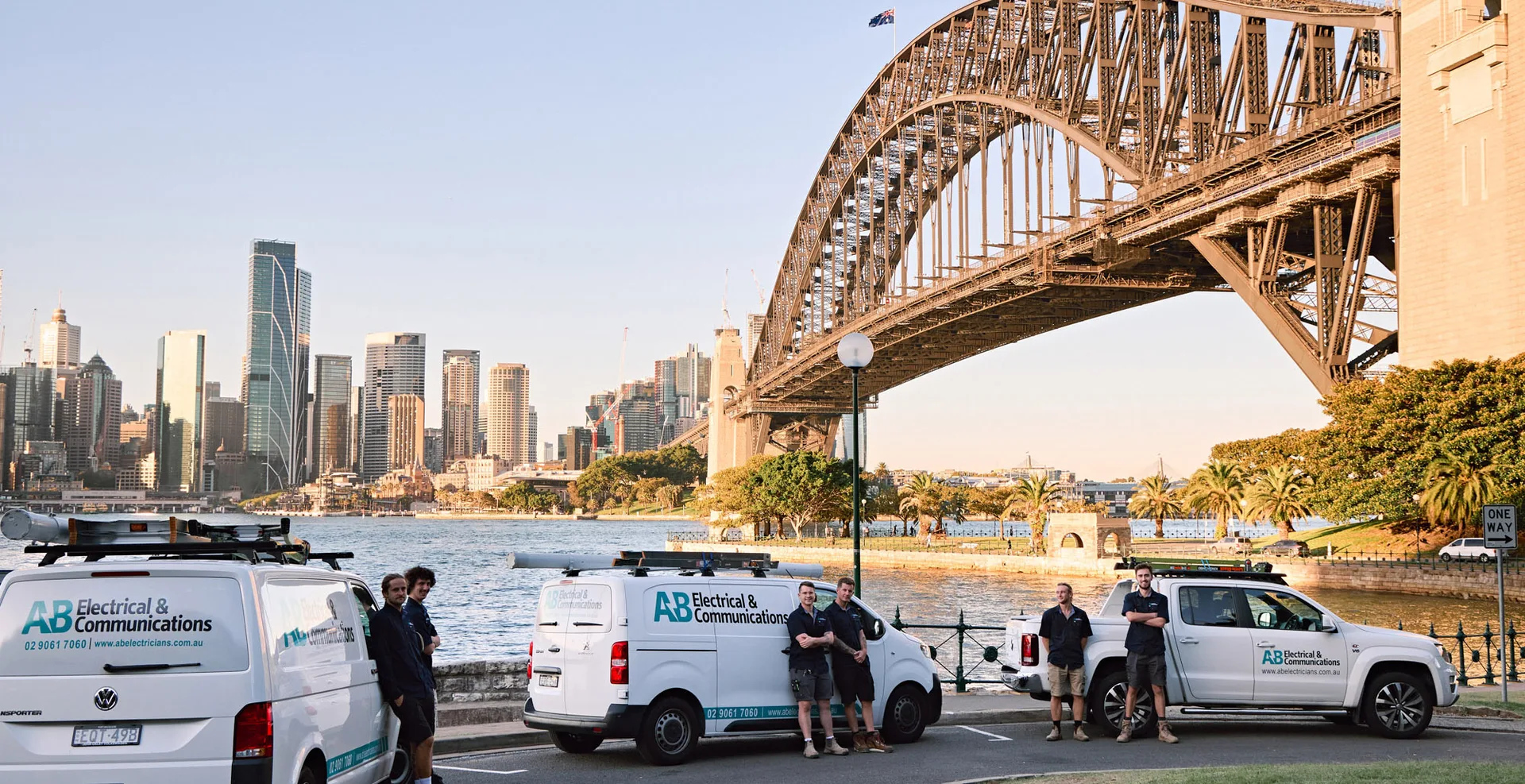 The Electrician Hornsby team at the end of a run